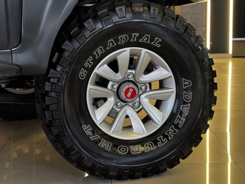 SUZUKI JIMNY 1.3 4WORK 4X4 16V 2017/2018 GRIFFCAR MULTIMARCAS DOIS IRMÃOS / Carros no Vale SUZUKI JIMNY 1.3 4WORK 4X4 16V 2017/2018 GRIFFCAR MULTIMARCAS DOIS IRMÃOS / Carros no Vale