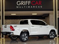 TOYOTA HILUX 2.8 SRX 4X4 CD 16V 2018/2019 GRIFFCAR MULTIMARCAS DOIS IRMÃOS / Carros no Vale