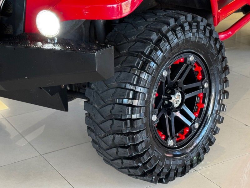 TROLLER T4 3.2 TGV 4X4 20V TURBO INTERCOOLER 2013/2014 GRIFFCAR MULTIMARCAS DOIS IRMÃOS / Carros no Vale TROLLER T4 3.2 TGV 4X4 20V TURBO INTERCOOLER 2013/2014 GRIFFCAR MULTIMARCAS DOIS IRMÃOS / Carros no Vale
