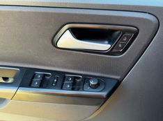 VOLKSWAGEN FOX 1.6 MSI COMFORTLINE 8V AUTOMATIZADO 2016/2016 GRIFFCAR MULTIMARCAS DOIS IRMÃOS / Carros no Vale