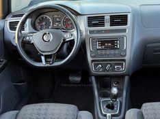 VOLKSWAGEN FOX 1.6 MSI COMFORTLINE 8V AUTOMATIZADO 2016/2016 GRIFFCAR MULTIMARCAS DOIS IRMÃOS / Carros no Vale