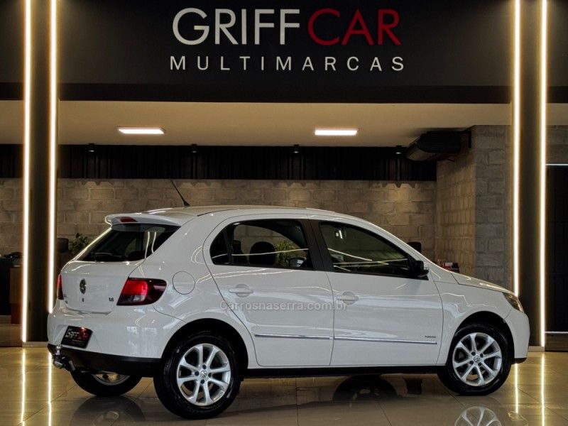 VOLKSWAGEN GOL 1.6 MI POWER 8V 2010/2011 GRIFFCAR MULTIMARCAS DOIS IRMÃOS / Carros no Vale