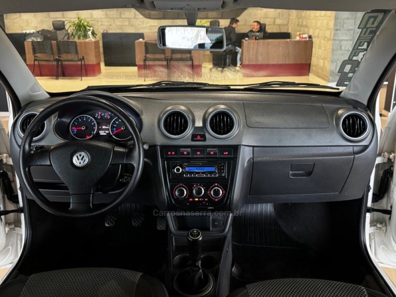 VOLKSWAGEN GOL 1.6 MI POWER 8V 2010/2011 GRIFFCAR MULTIMARCAS DOIS IRMÃOS / Carros no Vale