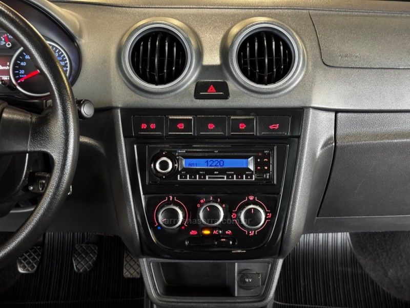 VOLKSWAGEN GOL 1.6 MI POWER 8V 2010/2011 GRIFFCAR MULTIMARCAS DOIS IRMÃOS / Carros no Vale