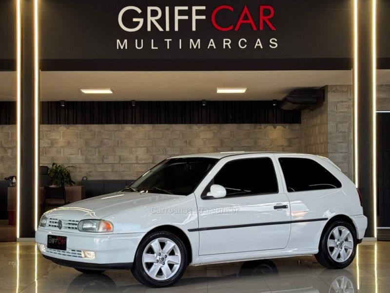 VOLKSWAGEN GOL 1.8 CLI 8V 1996/1996 GRIFFCAR MULTIMARCAS DOIS IRMÃOS / Carros no Vale