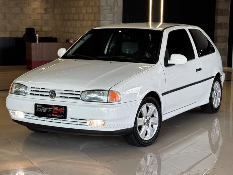 VOLKSWAGEN GOL 1.8 CLI 8V 1996/1996 GRIFFCAR MULTIMARCAS DOIS IRMÃOS / Carros no Vale