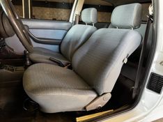 VOLKSWAGEN GOL 1.8 CLI 8V 1996/1996 GRIFFCAR MULTIMARCAS DOIS IRMÃOS / Carros no Vale