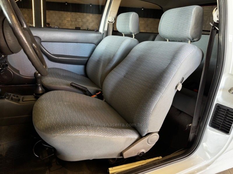 VOLKSWAGEN GOL 1.8 CLI 8V 1996/1996 GRIFFCAR MULTIMARCAS DOIS IRMÃOS / Carros no Vale