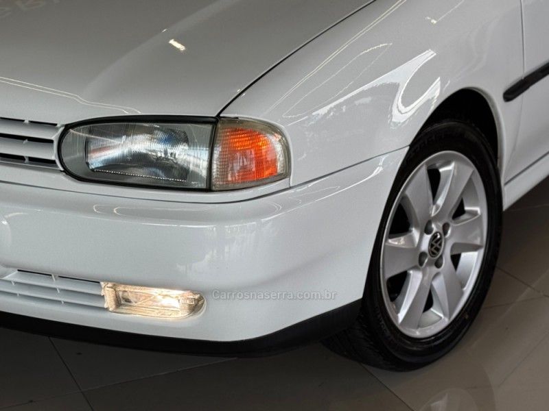 VOLKSWAGEN GOL 1.8 CLI 8V 1996/1996 GRIFFCAR MULTIMARCAS DOIS IRMÃOS / Carros no Vale