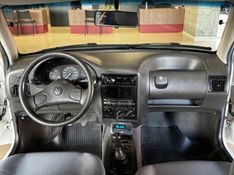 VOLKSWAGEN GOL 1.8 CLI 8V 1996/1996 GRIFFCAR MULTIMARCAS DOIS IRMÃOS / Carros no Vale