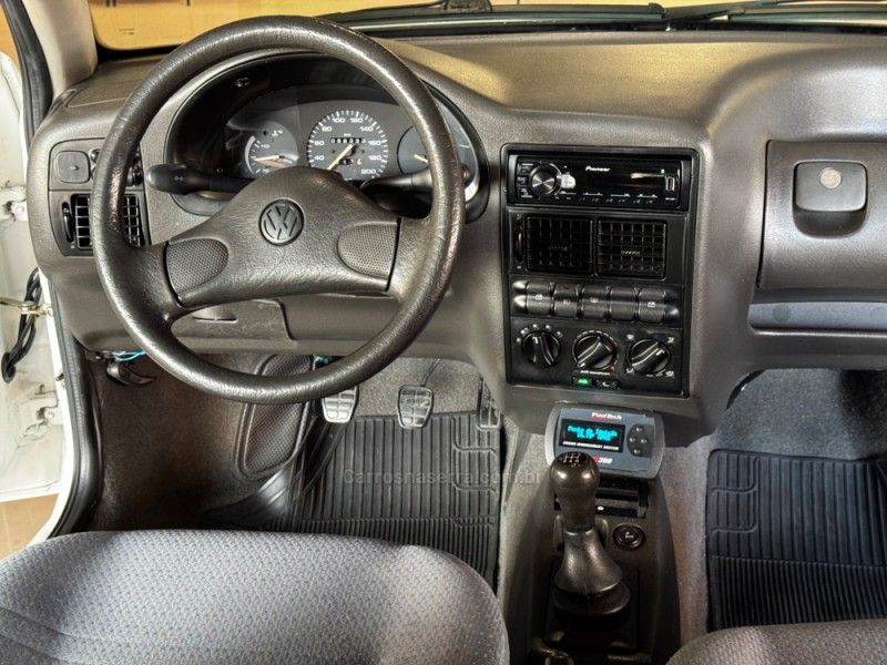VOLKSWAGEN GOL 1.8 CLI 8V 1996/1996 GRIFFCAR MULTIMARCAS DOIS IRMÃOS / Carros no Vale