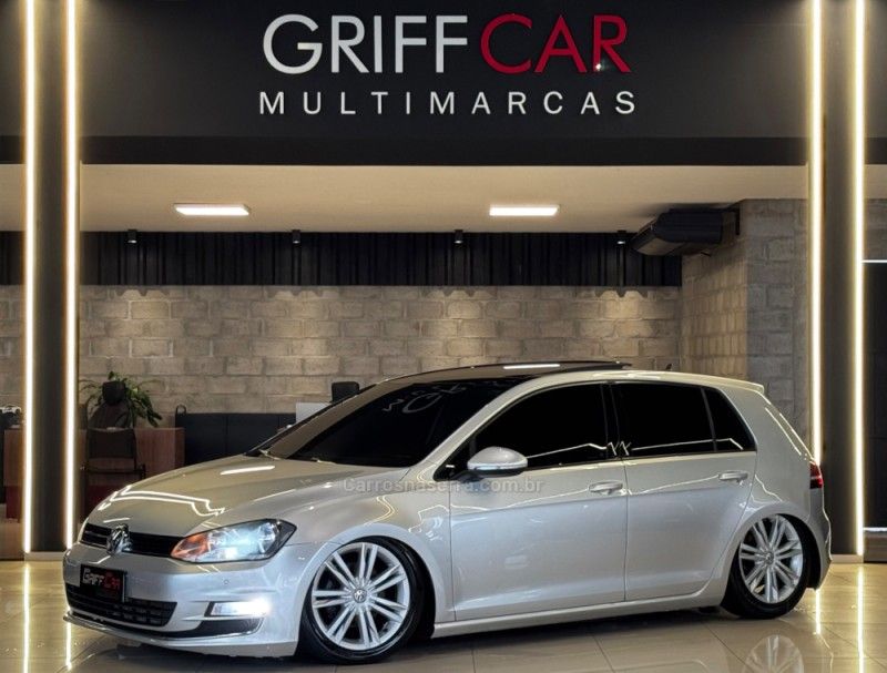 VOLKSWAGEN GOLF 1.4 TSI HIGHLINE 16V 2013/2014 GRIFFCAR MULTIMARCAS DOIS IRMÃOS / Carros no Vale