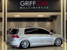 VOLKSWAGEN GOLF 1.4 TSI HIGHLINE 16V 2013/2014 GRIFFCAR MULTIMARCAS DOIS IRMÃOS / Carros no Vale