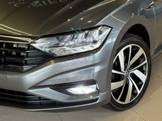 VOLKSWAGEN JETTA 1.4 R-LINE 250 16V TSI 2019/2020 GRIFFCAR MULTIMARCAS DOIS IRMÃOS / Carros no Vale