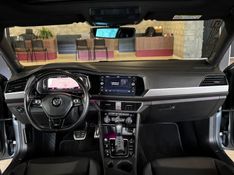 VOLKSWAGEN JETTA 1.4 R-LINE 250 16V TSI 2019/2020 GRIFFCAR MULTIMARCAS DOIS IRMÃOS / Carros no Vale
