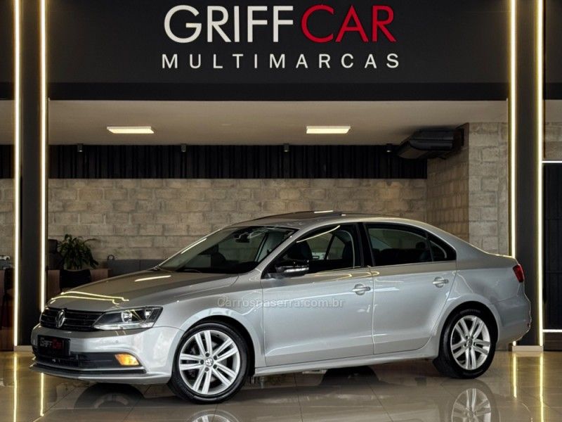VOLKSWAGEN JETTA 2.0 TSI HIGHLINE 211CV DSG 2015/2015 GRIFFCAR MULTIMARCAS DOIS IRMÃOS / Carros no Vale VOLKSWAGEN JETTA 2.0 TSI HIGHLINE 211CV DSG 2015/2015 GRIFFCAR MULTIMARCAS DOIS IRMÃOS / Carros no Vale