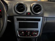 VOLKSWAGEN SAVEIRO 1.6 MI TRENDLINE CS 8V 2015/2015 GRIFFCAR MULTIMARCAS DOIS IRMÃOS / Carros no Vale