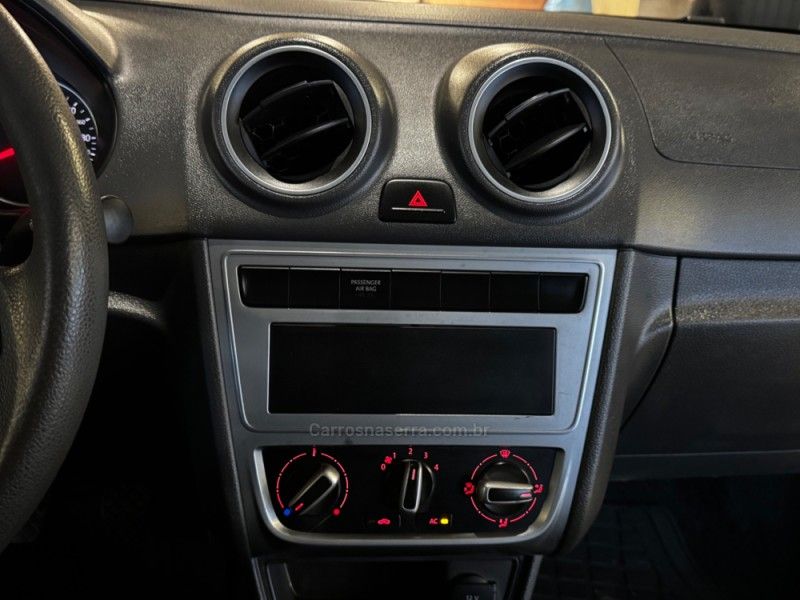 VOLKSWAGEN SAVEIRO 1.6 MI TRENDLINE CS 8V 2015/2015 GRIFFCAR MULTIMARCAS DOIS IRMÃOS / Carros no Vale