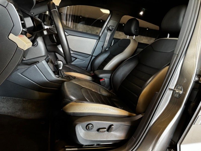 VOLKSWAGEN TAOS 1.4 16V HIGHLINE TSI 2022/2022 GRIFFCAR MULTIMARCAS DOIS IRMÃOS / Carros no Vale VOLKSWAGEN TAOS 1.4 16V HIGHLINE TSI 2022/2022 GRIFFCAR MULTIMARCAS DOIS IRMÃOS / Carros no Vale
