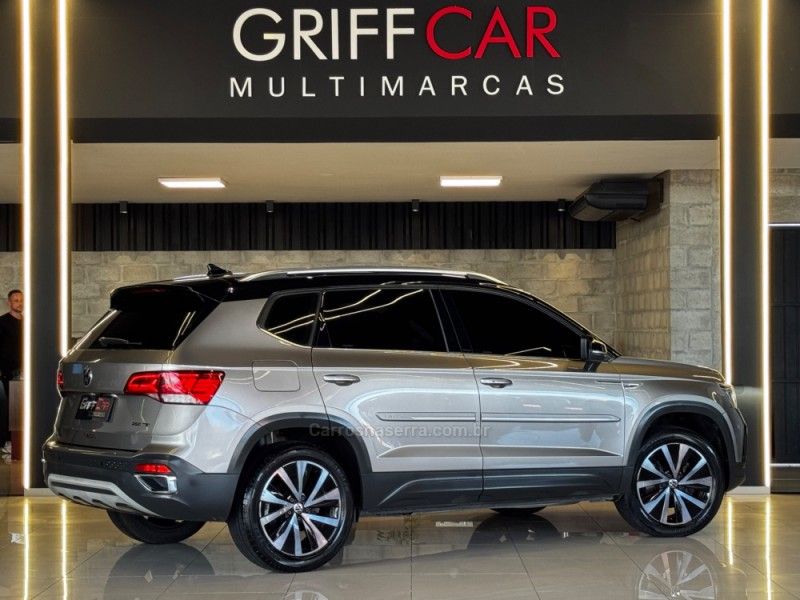 VOLKSWAGEN TAOS 1.4 16V HIGHLINE TSI 2022/2022 GRIFFCAR MULTIMARCAS DOIS IRMÃOS / Carros no Vale VOLKSWAGEN TAOS 1.4 16V HIGHLINE TSI 2022/2022 GRIFFCAR MULTIMARCAS DOIS IRMÃOS / Carros no Vale