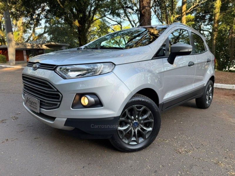 FORD ECOSPORT 1.6 FREESTYLE 16V 2016/2017 KASPER VEÍCULOS DOIS IRMÃOS / Carros no Vale FORD ECOSPORT 1.6 FREESTYLE 16V 2016/2017 KASPER VEÍCULOS DOIS IRMÃOS / Carros no Vale