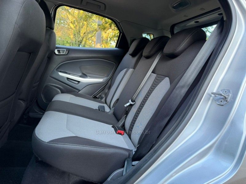 FORD ECOSPORT 1.6 FREESTYLE 16V 2016/2017 KASPER VEÍCULOS DOIS IRMÃOS / Carros no Vale FORD ECOSPORT 1.6 FREESTYLE 16V 2016/2017 KASPER VEÍCULOS DOIS IRMÃOS / Carros no Vale
