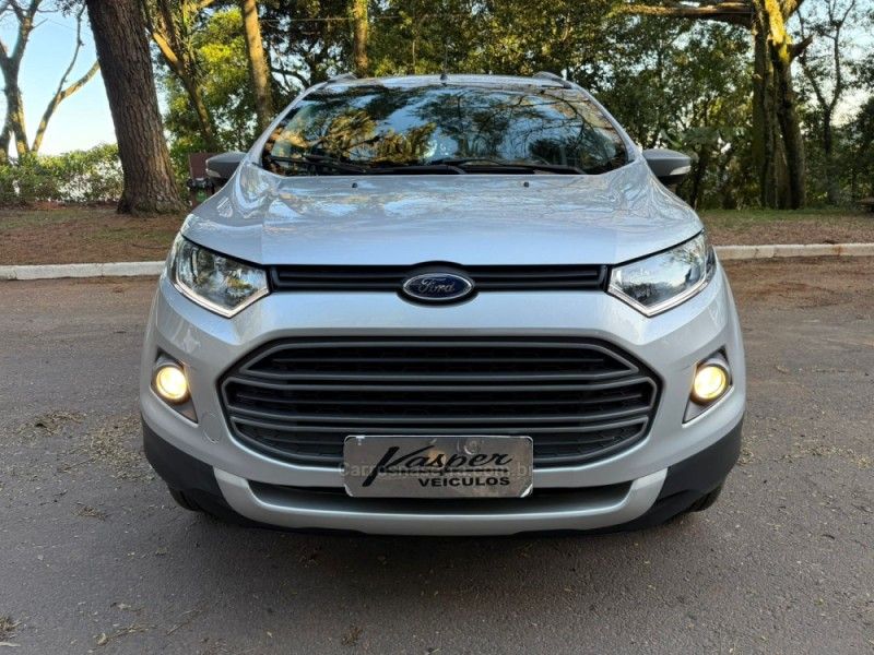 FORD ECOSPORT 1.6 FREESTYLE 16V 2016/2017 KASPER VEÍCULOS DOIS IRMÃOS / Carros no Vale FORD ECOSPORT 1.6 FREESTYLE 16V 2016/2017 KASPER VEÍCULOS DOIS IRMÃOS / Carros no Vale