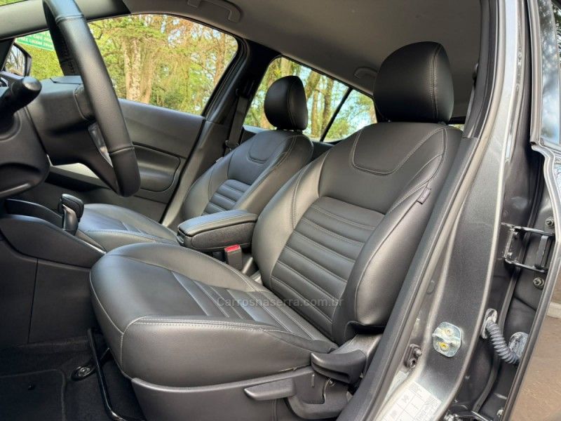 NISSAN KICKS 1.6 16V SL XTRONIC 2019/2020 KASPER VEÍCULOS DOIS IRMÃOS / Carros no Vale NISSAN KICKS 1.6 16V SL XTRONIC 2019/2020 KASPER VEÍCULOS DOIS IRMÃOS / Carros no Vale