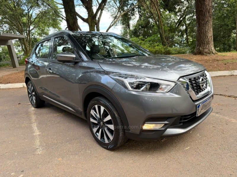 NISSAN KICKS 1.6 16V SL XTRONIC 2019/2020 KASPER VEÍCULOS DOIS IRMÃOS / Carros no Vale NISSAN KICKS 1.6 16V SL XTRONIC 2019/2020 KASPER VEÍCULOS DOIS IRMÃOS / Carros no Vale
