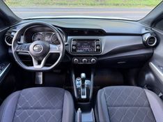 NISSAN KICKS 1.6 16V SV XTRONIC 2018/2019 KASPER VEÍCULOS DOIS IRMÃOS / Carros no Vale