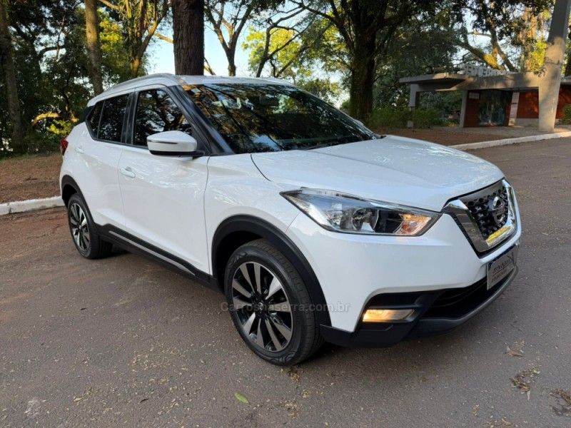 NISSAN KICKS 1.6 16V SV XTRONIC 2018/2019 KASPER VEÍCULOS DOIS IRMÃOS / Carros no Vale