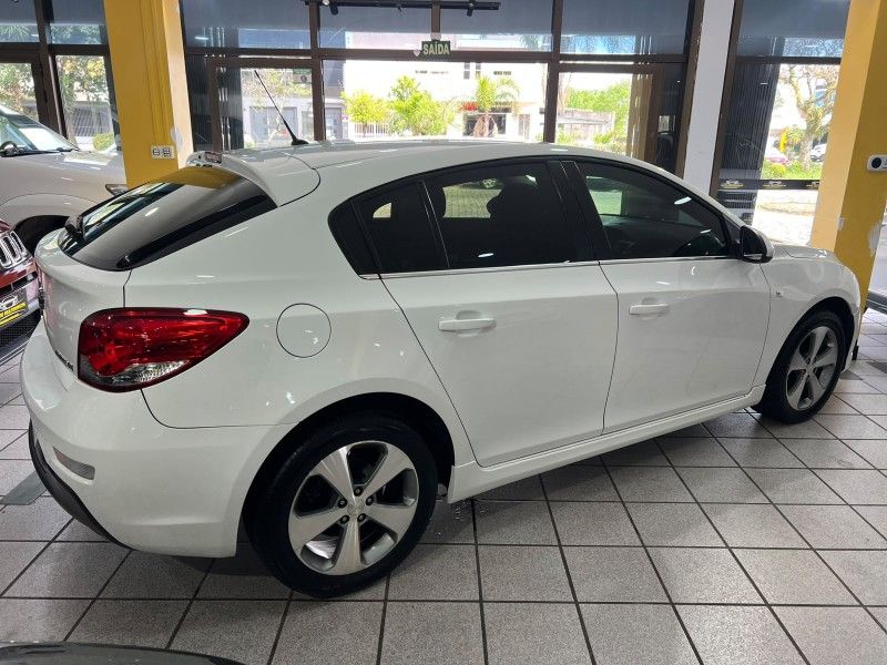 CHEVROLET CRUZE 1.8 LT SPORT6 16V 2013/2013 PRIME MULTIMARCAS CAXIAS DO SUL / Carros no Vale