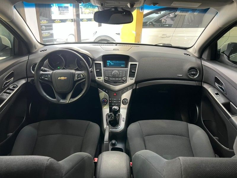 CHEVROLET CRUZE 1.8 LT SPORT6 16V 2013/2013 PRIME MULTIMARCAS CAXIAS DO SUL / Carros no Vale