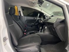 FORD FIESTA 1.6 SE HATCH 16V 2015/2016 PRIME MULTIMARCAS CAXIAS DO SUL / Carros no Vale
