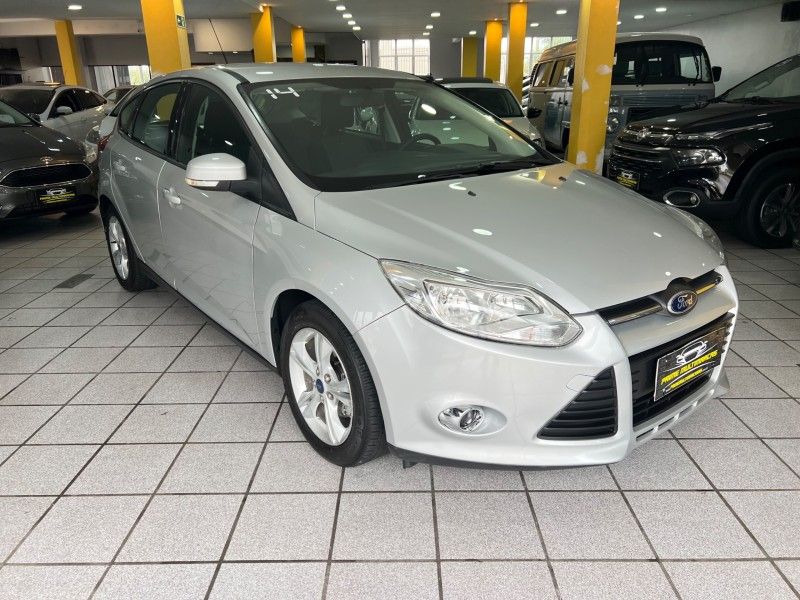 FORD FOCUS 1.6 SE 16V 2014/2014 PRIME MULTIMARCAS CAXIAS DO SUL / Carros no Vale FORD FOCUS 1.6 SE 16V 2014/2014 PRIME MULTIMARCAS CAXIAS DO SUL / Carros no Vale