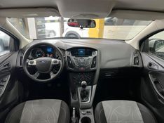 FORD FOCUS 1.6 SE 16V 2014/2014 PRIME MULTIMARCAS CAXIAS DO SUL / Carros no Vale