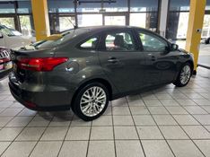 FORD FOCUS 2.0 SE SEDAN 16V 2017/2017 PRIME MULTIMARCAS CAXIAS DO SUL / Carros no Vale