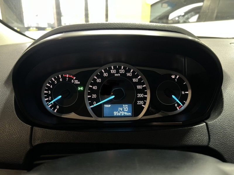 FORD KA 1.0 SE 12V 2015/2015 PRIME MULTIMARCAS CAXIAS DO SUL / Carros no Vale FORD KA 1.0 SE 12V 2015/2015 PRIME MULTIMARCAS CAXIAS DO SUL / Carros no Vale