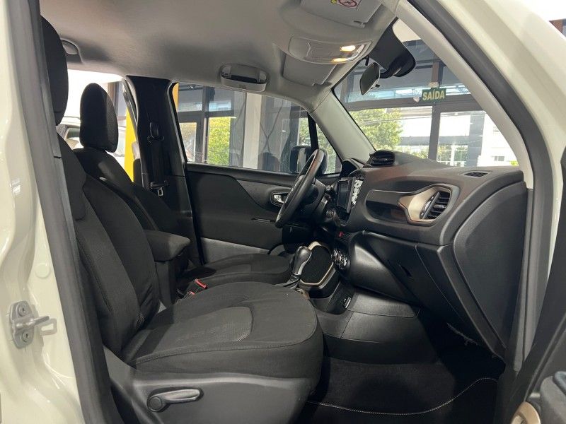 JEEP RENEGADE 1.8 16V SPORT 2017/2017 PRIME MULTIMARCAS CAXIAS DO SUL / Carros no Vale