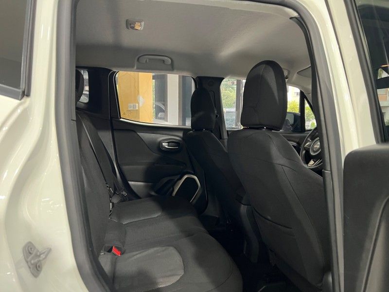 JEEP RENEGADE 1.8 16V SPORT 2017/2017 PRIME MULTIMARCAS CAXIAS DO SUL / Carros no Vale