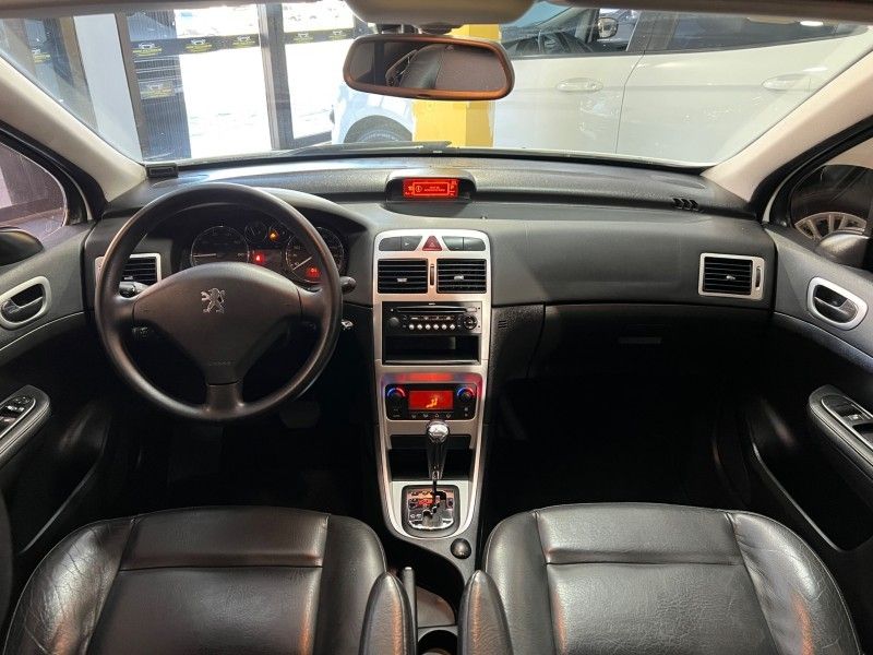 PEUGEOT 307 2.0 PREMIUM 16V 2011/2012 PRIME MULTIMARCAS CAXIAS DO SUL / Carros no Vale PEUGEOT 307 2.0 PREMIUM 16V 2011/2012 PRIME MULTIMARCAS CAXIAS DO SUL / Carros no Vale