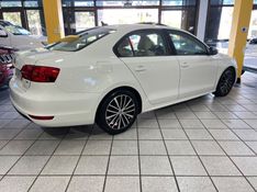VOLKSWAGEN JETTA 2.0 COMFORTLINE TIPTRONIC 2013/2013 PRIME MULTIMARCAS CAXIAS DO SUL / Carros no Vale
