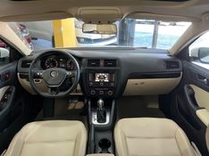 VOLKSWAGEN JETTA 2.0 COMFORTLINE TIPTRONIC 2013/2013 PRIME MULTIMARCAS CAXIAS DO SUL / Carros no Vale