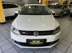 VOLKSWAGEN JETTA 2.0 COMFORTLINE TIPTRONIC 2013/2013 PRIME MULTIMARCAS CAXIAS DO SUL / Carros no Vale