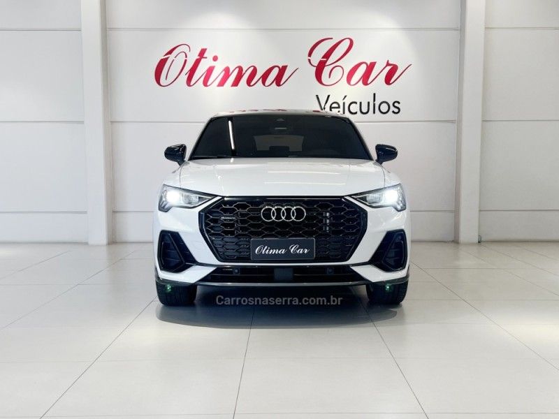 AUDI Q3 2.0 TFSI SPORTBACK PERFORMANCE BLACK QUATTRO 2022/2023 ÓTIMA CAR FLORES DA CUNHA / Carros no Vale AUDI Q3 2.0 TFSI SPORTBACK PERFORMANCE BLACK QUATTRO 2022/2023 ÓTIMA CAR FLORES DA CUNHA / Carros no Vale