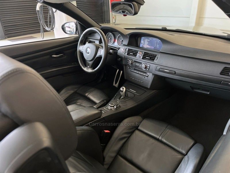 BMW M3 4.0 CABRIOLET V8 32V 2008/2009 ÓTIMA CAR FLORES DA CUNHA / Carros no Vale