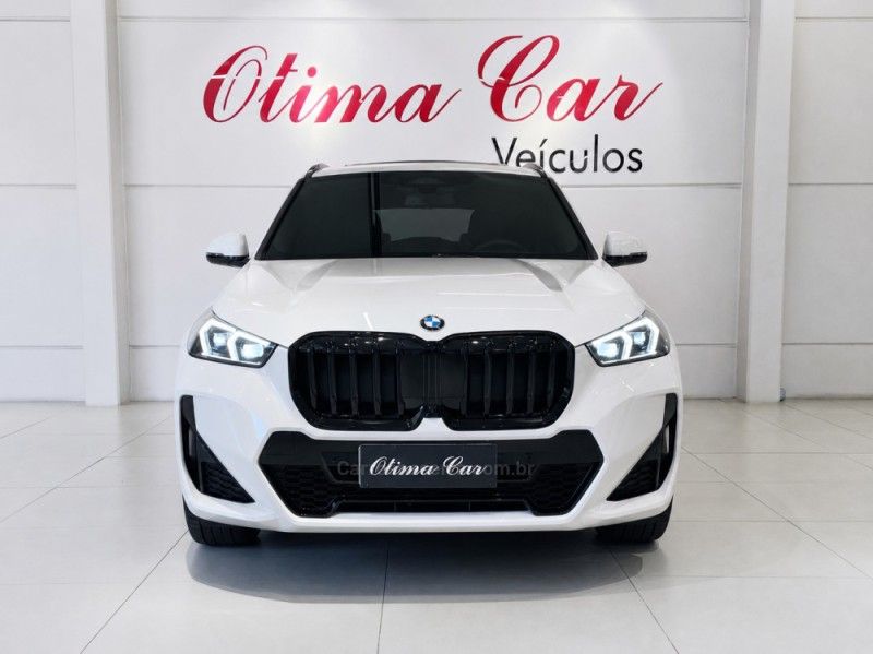 BMW X1 2.0 SDRIVE20I M SPORT 16V TURBO 2025/2026 ÓTIMA CAR FLORES DA CUNHA / Carros no Vale BMW X1 2.0 SDRIVE20I M SPORT 16V TURBO 2025/2026 ÓTIMA CAR FLORES DA CUNHA / Carros no Vale