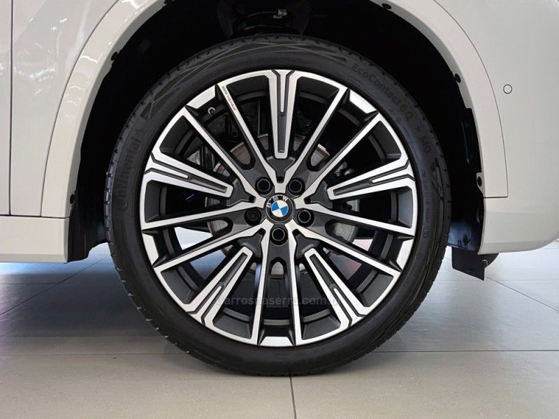 BMW X1 2.0 SDRIVE20I M SPORT 16V TURBO 2025/2026 ÓTIMA CAR FLORES DA CUNHA / Carros no Vale BMW X1 2.0 SDRIVE20I M SPORT 16V TURBO 2025/2026 ÓTIMA CAR FLORES DA CUNHA / Carros no Vale