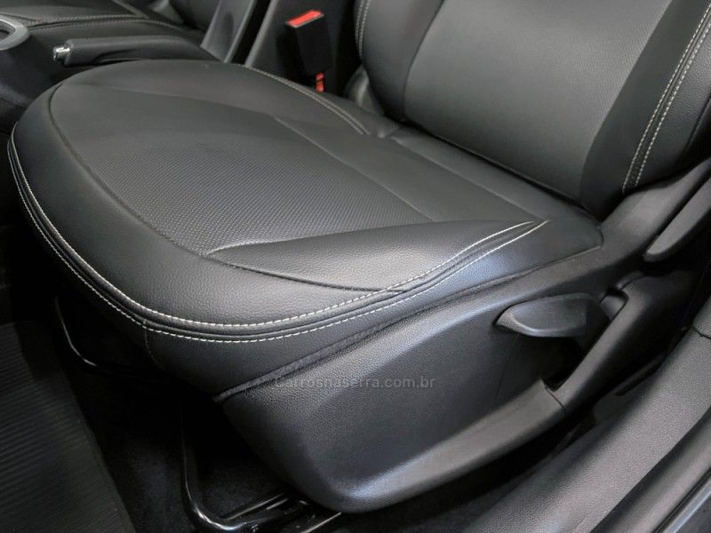 CHEVROLET ONIX 1.0 PREMIER 12V TURBO 2023/2023 ÓTIMA CAR FLORES DA CUNHA / Carros no Vale