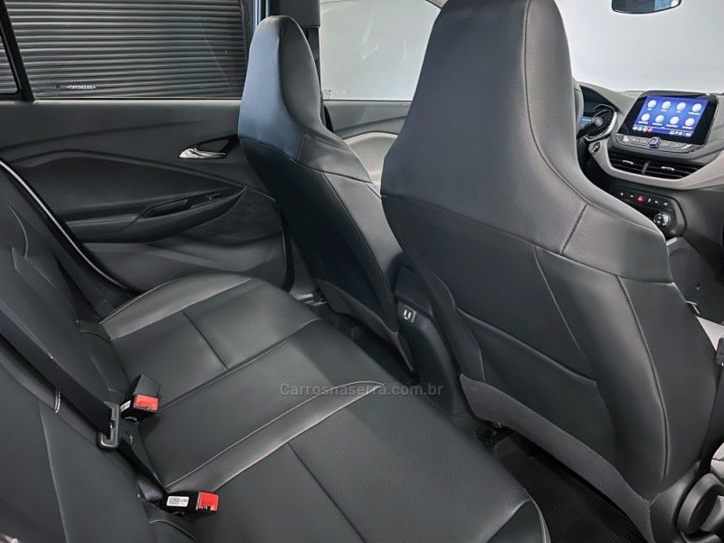 CHEVROLET ONIX 1.0 PREMIER 12V TURBO 2025/2025 ÓTIMA CAR FLORES DA CUNHA / Carros no Vale